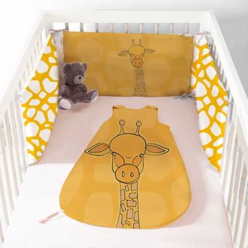 Coupon velours d'habillement pour gigoteuse motif girafe jaune et blanche - Création Anne Clmt