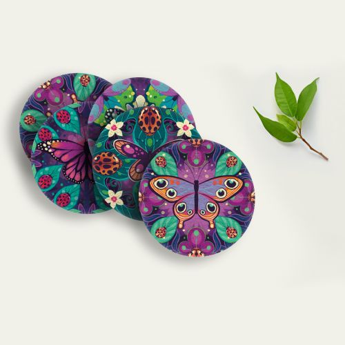 Coupon éponge pour lingettes démaquillantes violettes forme ronde motif papillon - Création Pilar Berrio