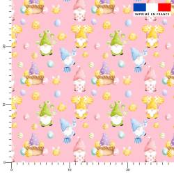 coupon - Coupon 50cm - Gnome et oeufs de Pâques - Fond rose pastel - Burlington 170 gr/m² - 146 cm