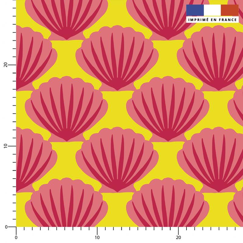 Coquillages roses - Fond jaune - Création Andréa Leonelli